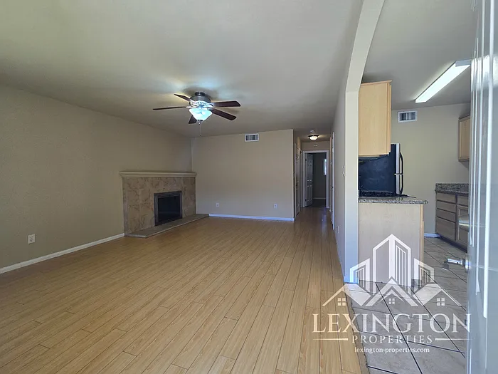 2 bed, 1.0 bath, 850 sqft, $1,750 — Photo 4