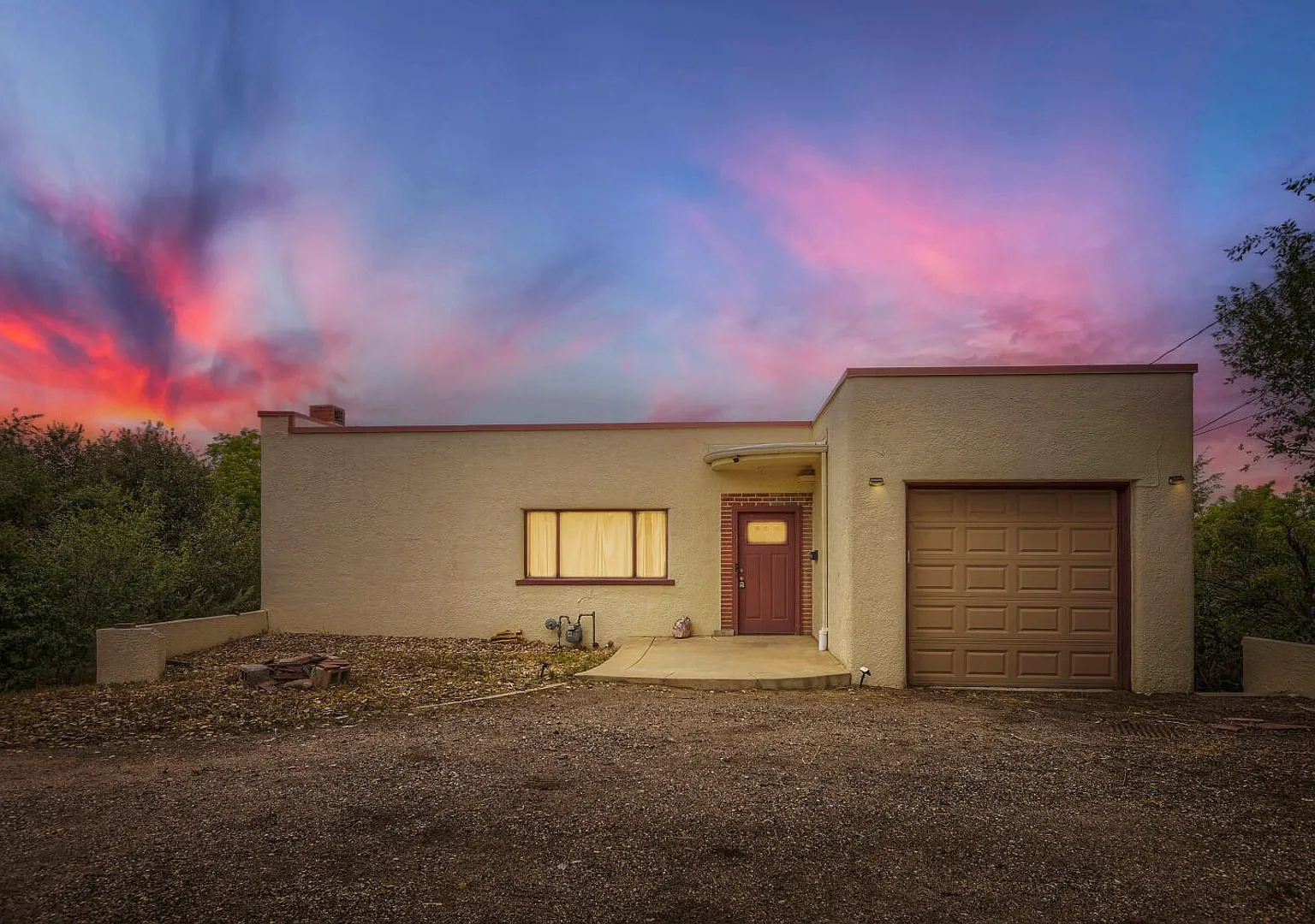 Private Retreat with Mountain Views Near Olde Town Arvada — Photo 1