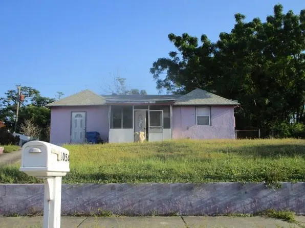 1054 W 26th Street, Riviera Beach, FL 33404