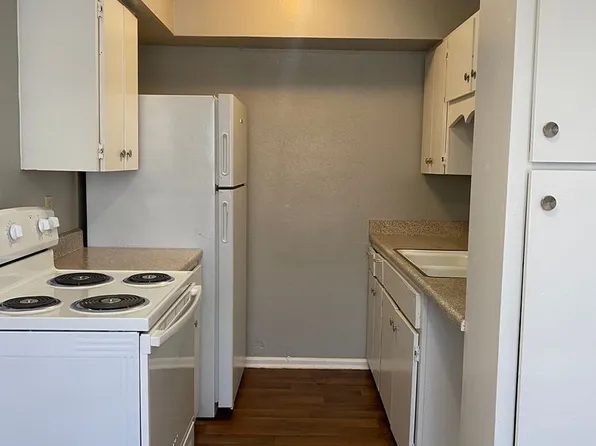 TEXANA APARTMENTS, 701 E Grayson St APT 25, San Antonio, TX 78208