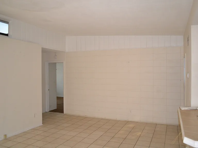 1128 Ginsberg Dr — Photo 7