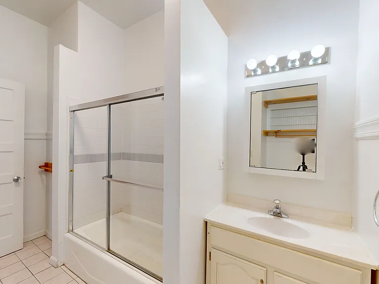 759 6th Ave #3 — Photo 14
