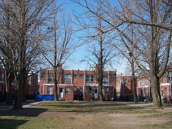 2420-2434 E Cambria St #2420 — Photo 1