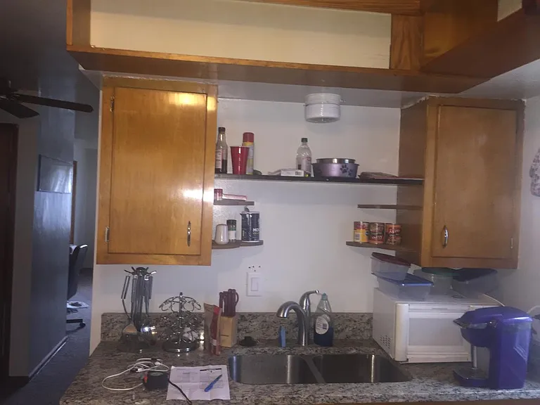 202 William St #2 — Photo 38