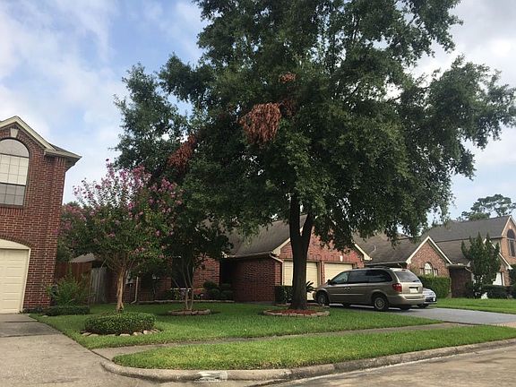 2nd image of 238 Wentworth Park Dr