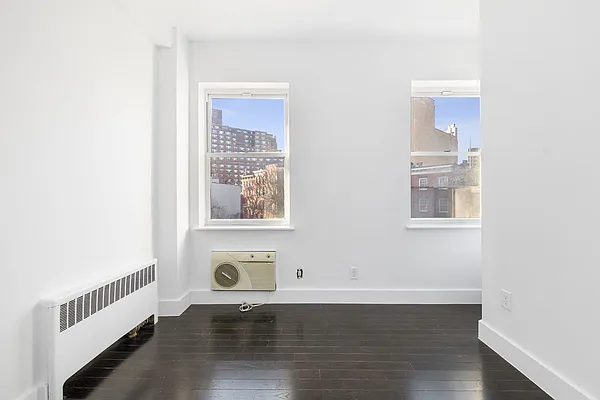 Rented by Compass | media 24