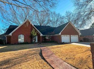 303 River Oaks Blvd, Searcy, AR 72143