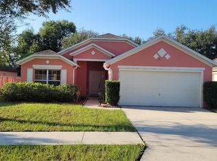 4156 Waltham Forest Dr, Tavares, FL 32778