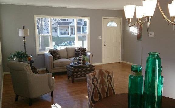 4th image of 3451 Wilshire Place NE