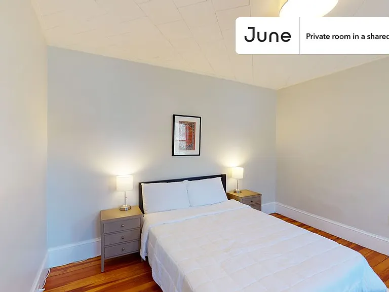 29 Craigie St #B — Photo 3