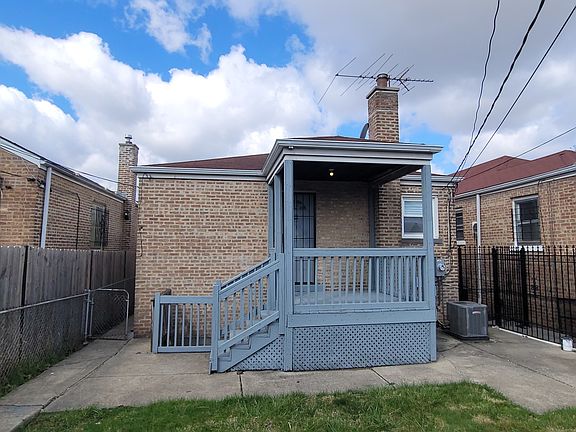 4th image of 10755 S Vernon Ave
