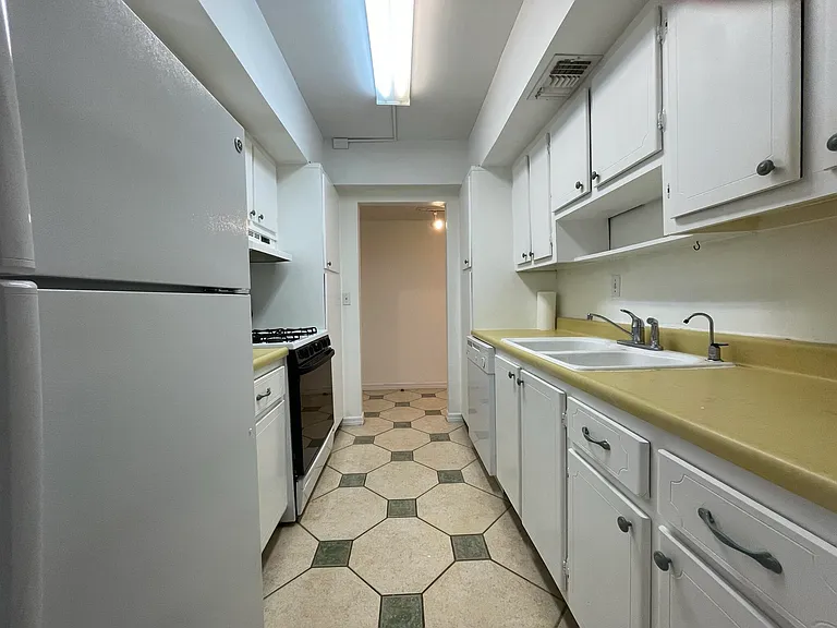 1601 S Flagler Dr #303O — Photo 6