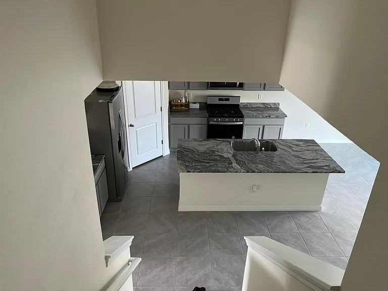 35835 Ellsworth Pl — Photo 5