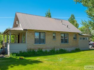 3133 N 3350 W, Moore, ID 83255
