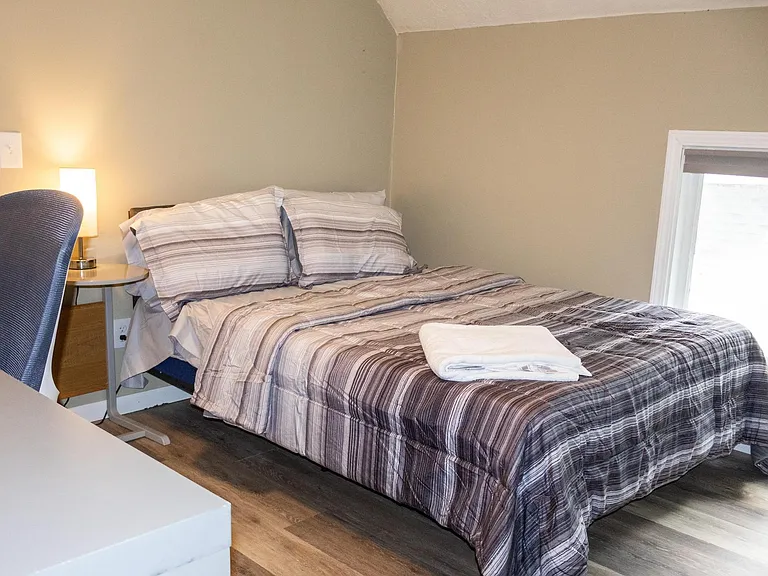 9 Raymond St #2 — Photo 22
