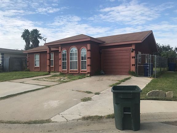 3rd image of 4210 Campeche Dr