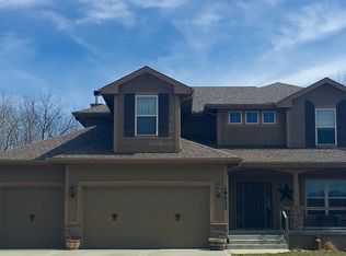 19623 NE 197th Ter, Smithville, MO 64089
