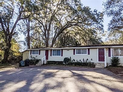 1st image of 1565 Coombs Dr #2
