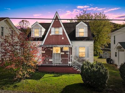 702 Westview St, Narrows, VA, 24124