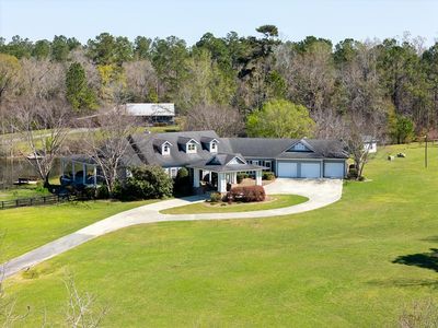 8200 State Highway 122 W, Hahira, GA, 31632
