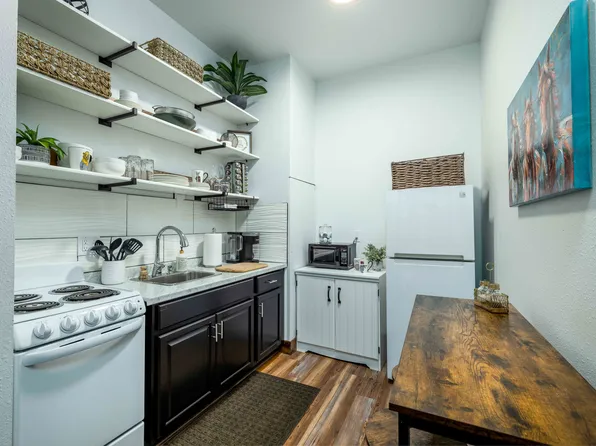 11 W Main St APT 216, Belgrade, MT 59714