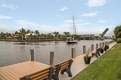 1910_s_ocean_blvd-yacht