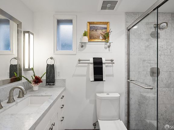 4th image of 2614 Buchanan St APT 3
