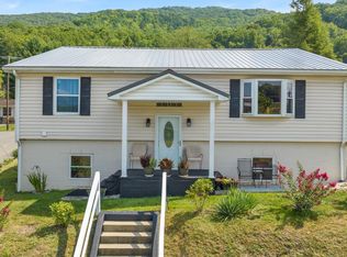 203 Kentucky Ave SW, Norton, VA 24273