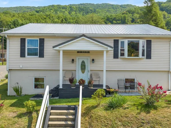 203 Kentucky Ave SW, Norton, VA 24273