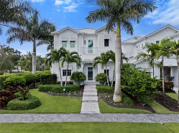 888 10th AVE S, NAPLES, FL 34102