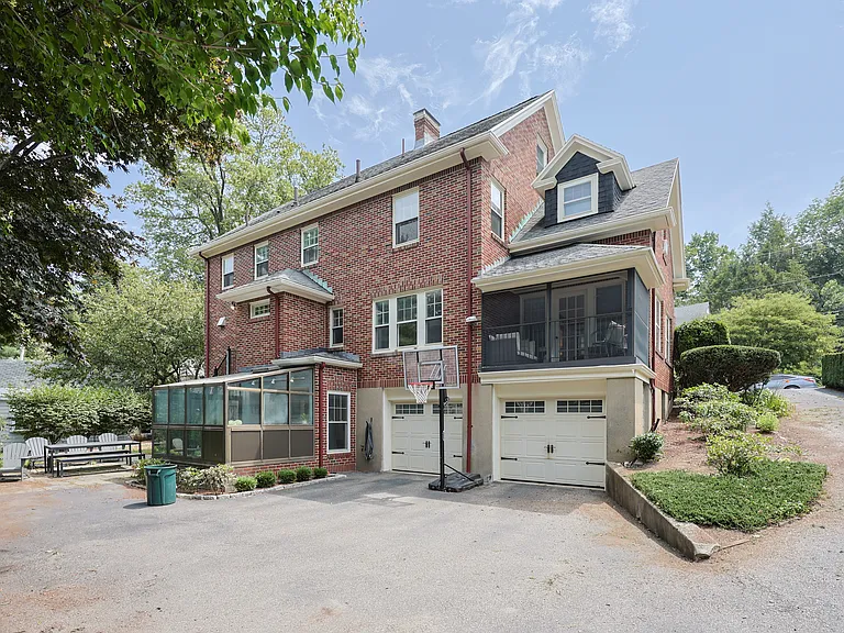 27 Chesterfield Rd — Photo 29