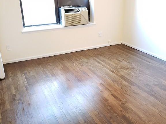 3rd image of 1729 1st Ave APT 6B