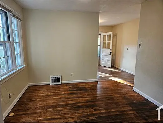 4 bed, $1,675 — Photo 2