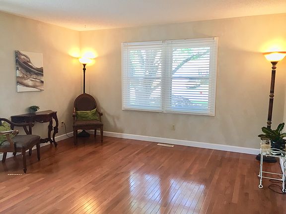 New 3/4” Hardwood Floors