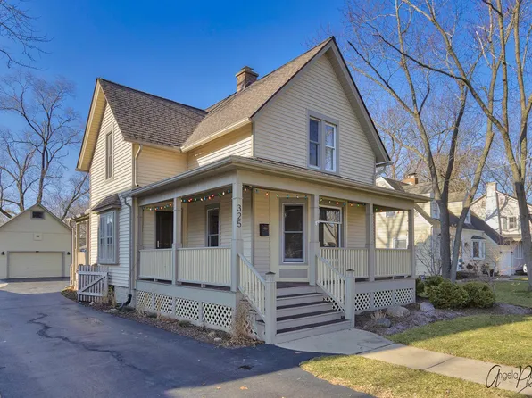 325 Douglas Ave, Crystal Lake, IL 60014