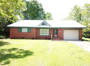 3696 Sharon Rd, Laurel, MS 39443