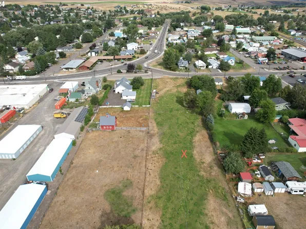 S River St, Enterprise, OR 97828