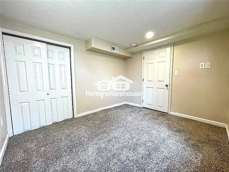 5810 Francis Ave — Photo 15