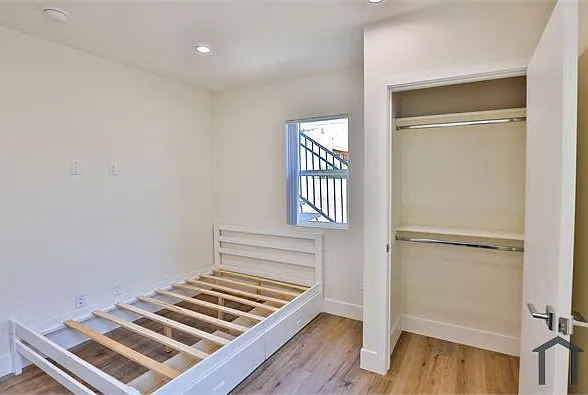 1237 W 25th St — Photo 7