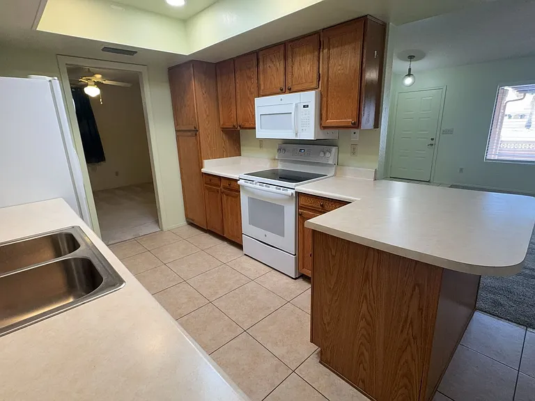 1530 Leisure World — Photo 4
