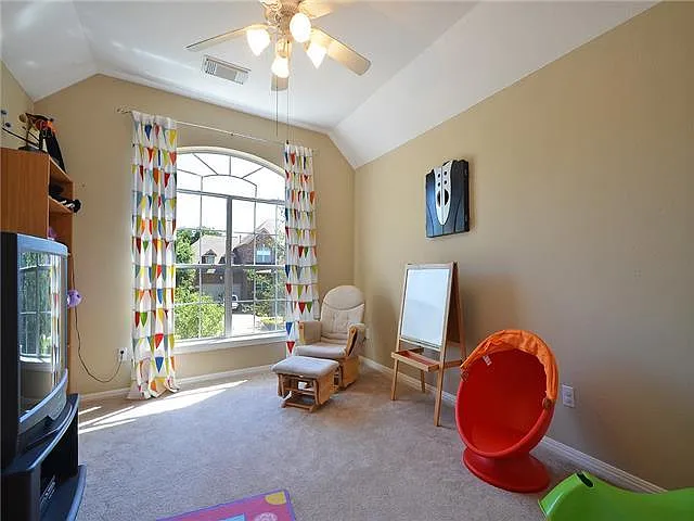2409 Tivoli Dr — Photo 14