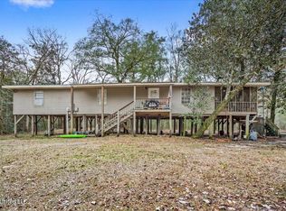 100 Camp Rd, Wiggins, MS 39577