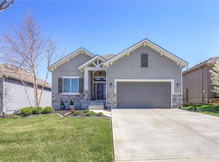 9837 Hollis Ln, Lenexa, KS 66227