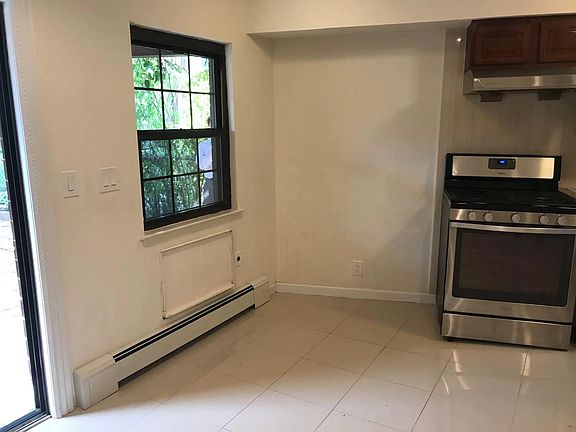 2nd image of 12016 Cove Ct Floor 1