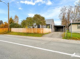 1513 Medfra St, Anchorage, AK 99501