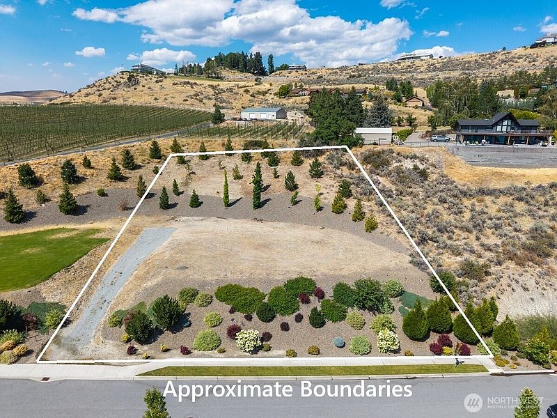 3rd image of 38 Madrona Lane