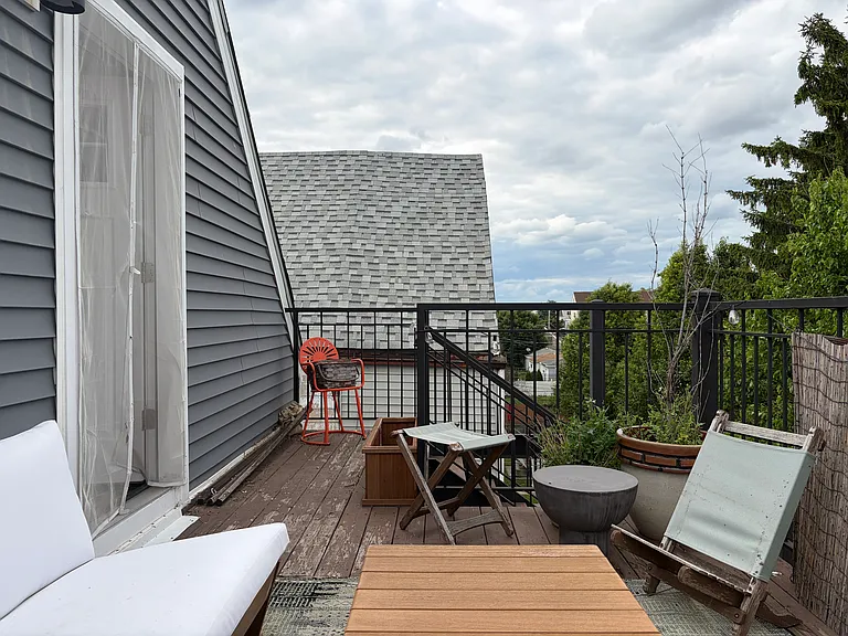 2821 N Springfield Ave #2 — Photo 24