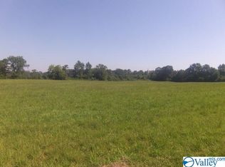 Half Section Line Rd, Albertville, AL 35950