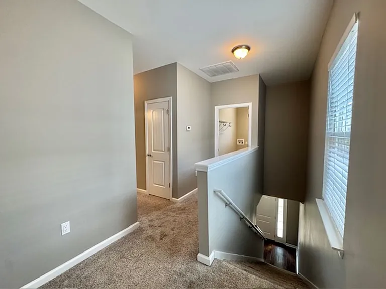 126 Farrah Ave — Photo 13