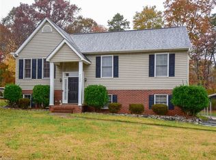 6825 Salem Quarter Rd, Belews Creek, NC 27009